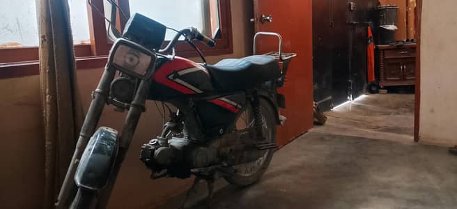70 cc Honda bike