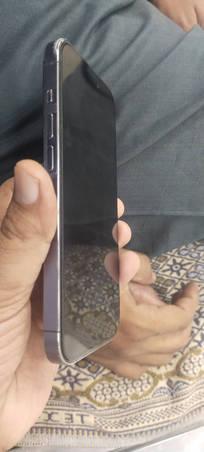 Apple iPhone 14 Pro 1