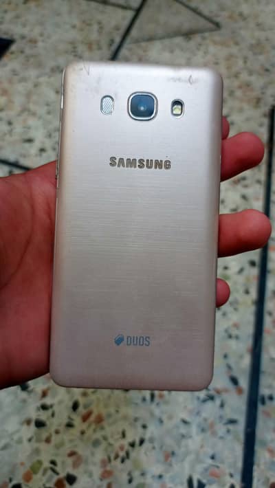 Samsung's j5