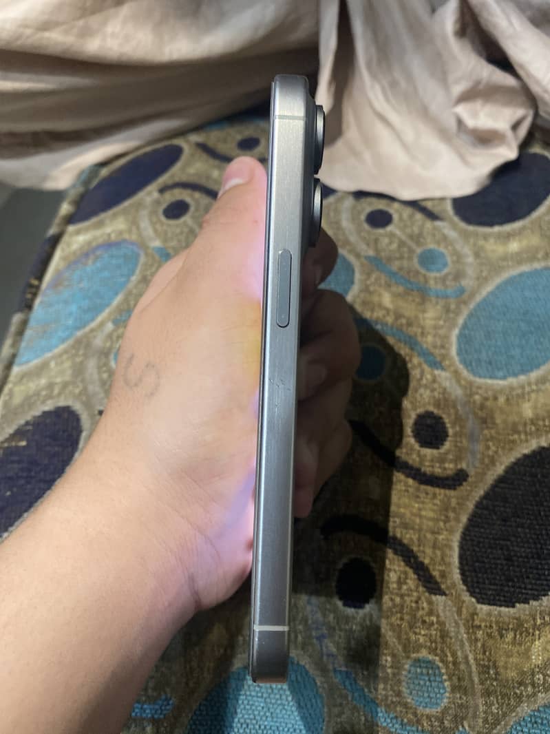15 pro 1