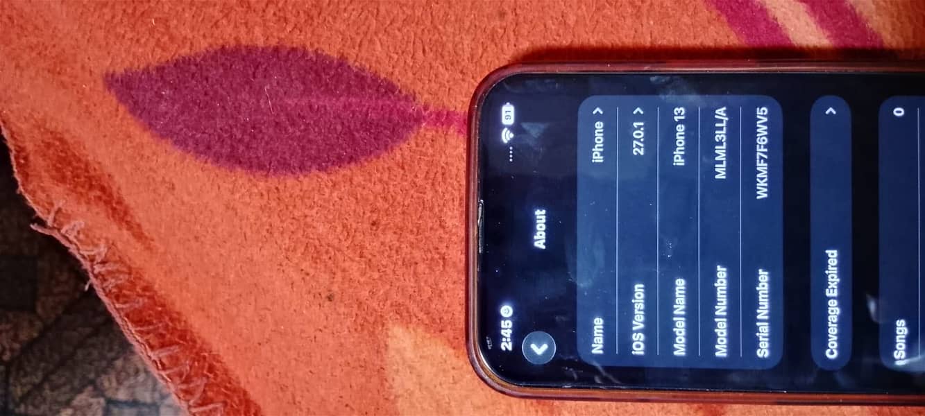 Apple iPhone 13 2