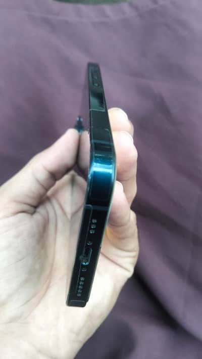 Apple iPhone 14