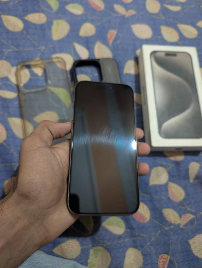 Apple iPhone 15 Pro 1