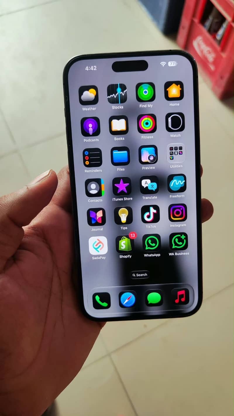 Apple iPhone 14 Pro Max 1