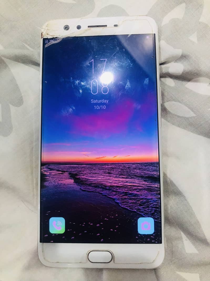 OPPO CE700 0