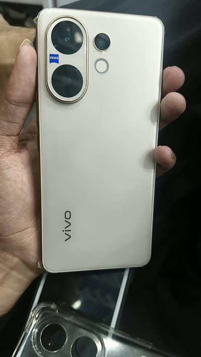 Vivo V60