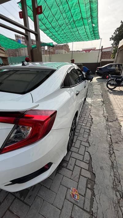 Honda civic ug prosmatec 2018 red meter