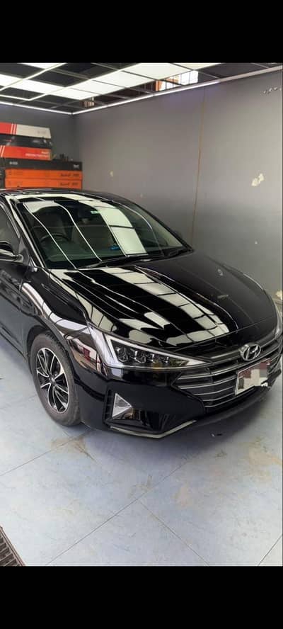 Hyundai Elantra 2022