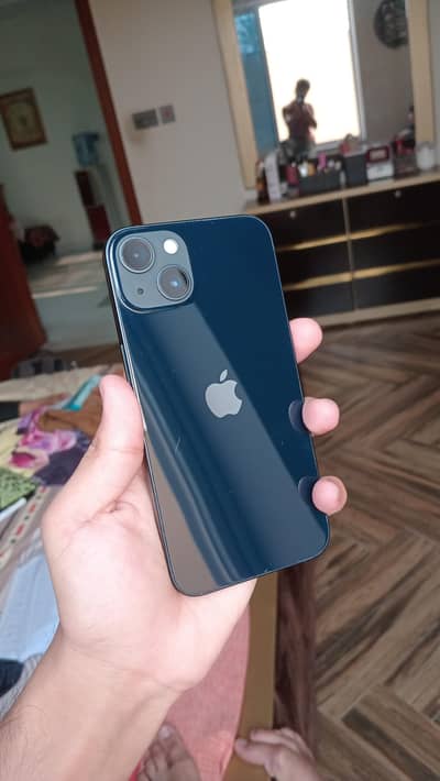 iPhone 13 jv 128gb 100 health apple warranty 10/10 condition waterpack