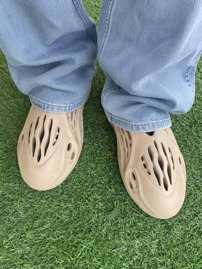 Adidas Yeezy Foam RNNR