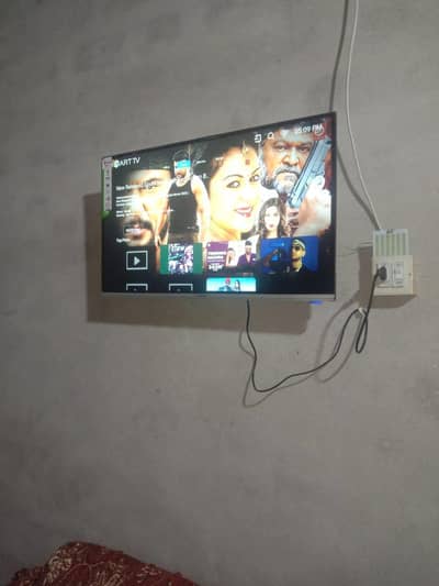 32" inch turk company ki led ha bilkul ok ha koi falt nhi