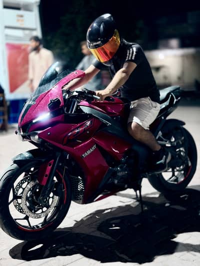 Yamaha R1M