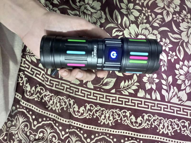 torch  TG Flashlight 4