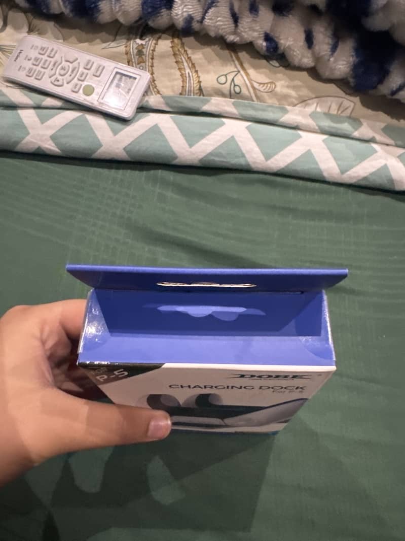 Ps5 controller charging dock by dobe 3