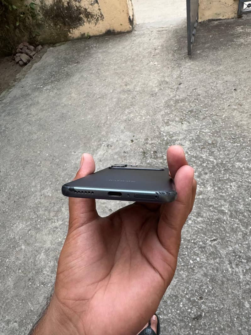 Infinix note edge 4