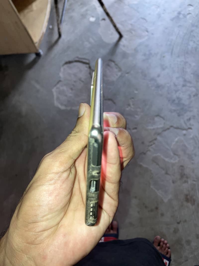 Infinix Note 40 Pro 5