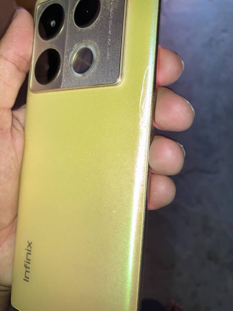Infinix Note 40 Pro 6
