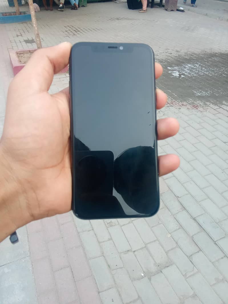Apple iPhone 11 Pro 1