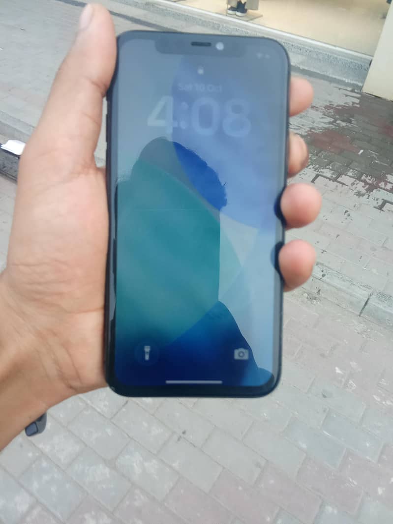 Apple iPhone 11 Pro 6