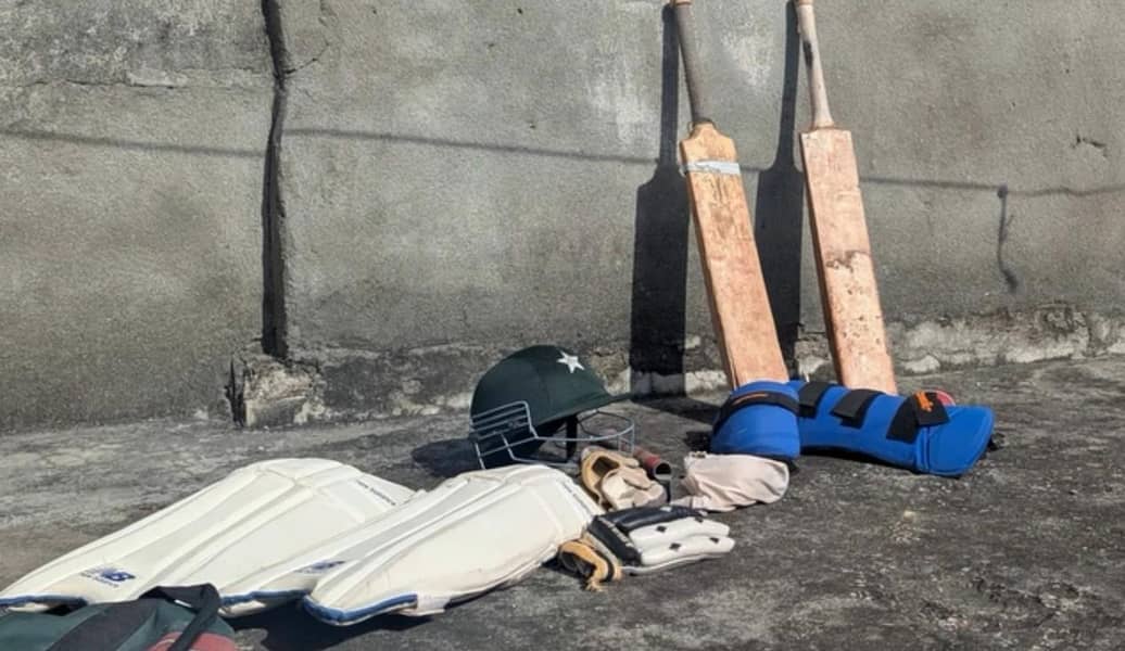 cricket kit 1