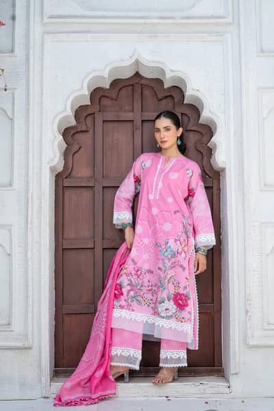 3Pcs Pink Floral Printed Lawn Suit For Women Unstitched 2026