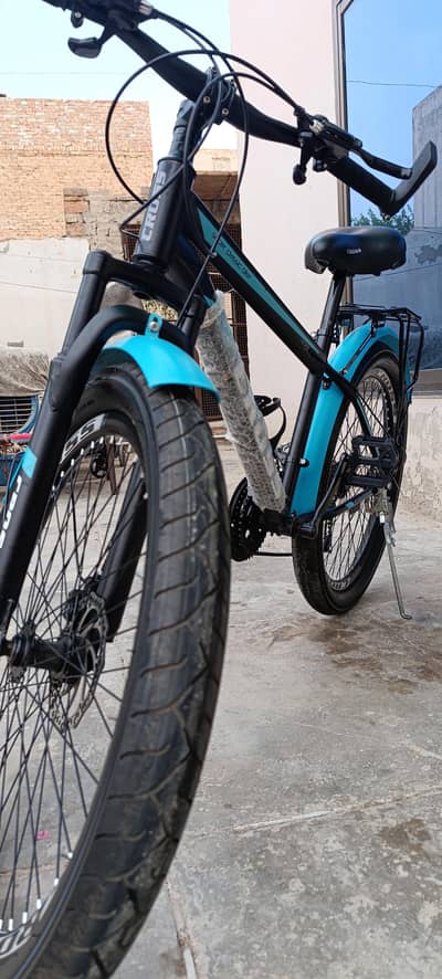 Bicycle Cross Fat tyres 3.0 inches perfect cycle Gears Disc brakes sc