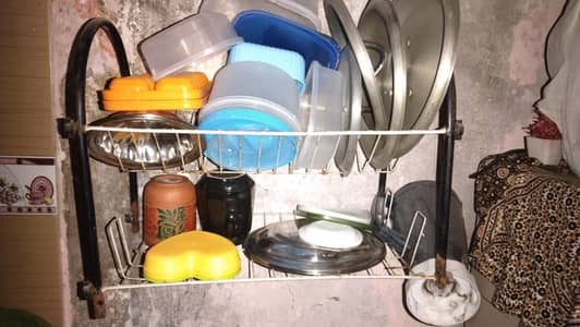 crockery used
