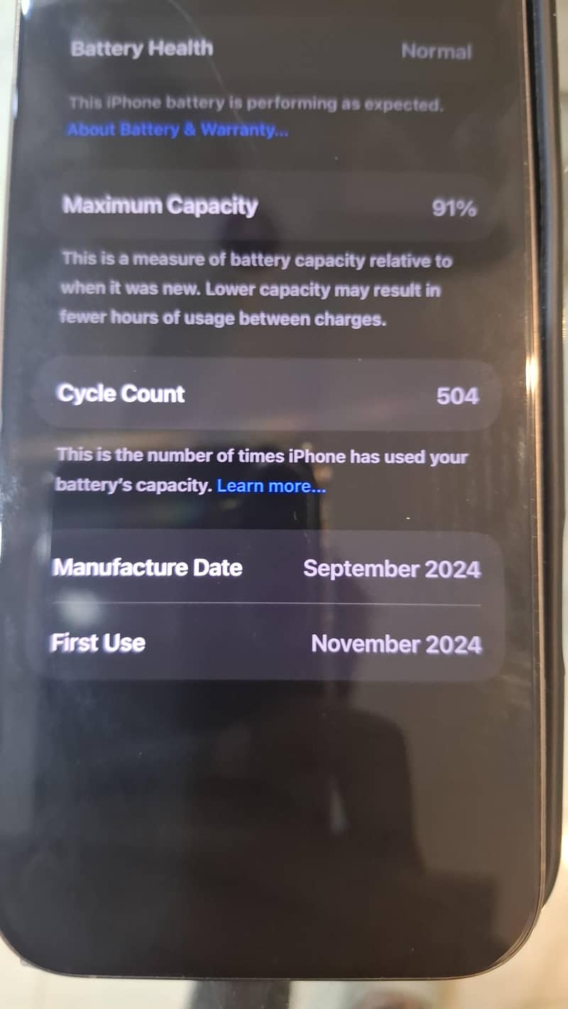 Apple iPhone 16 Pro Max 0