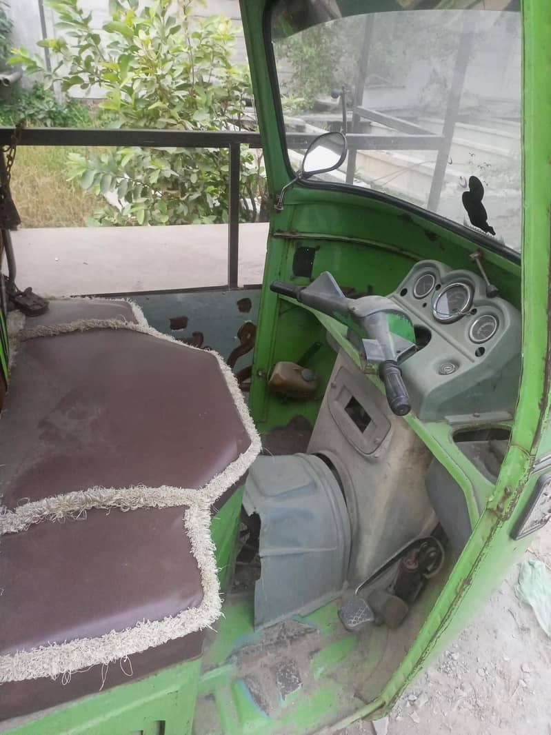 Rickshaw 2015 model 3