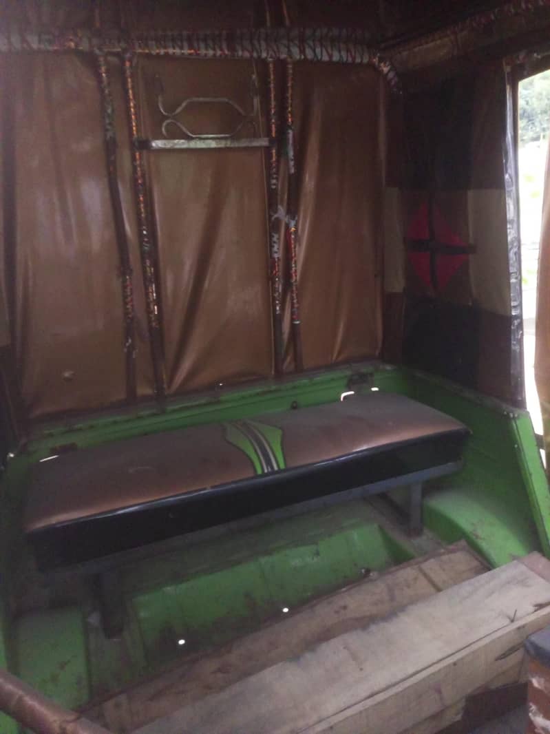 Rickshaw 2015 model 4