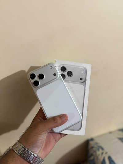 Apple iPhone 17 Pro Max