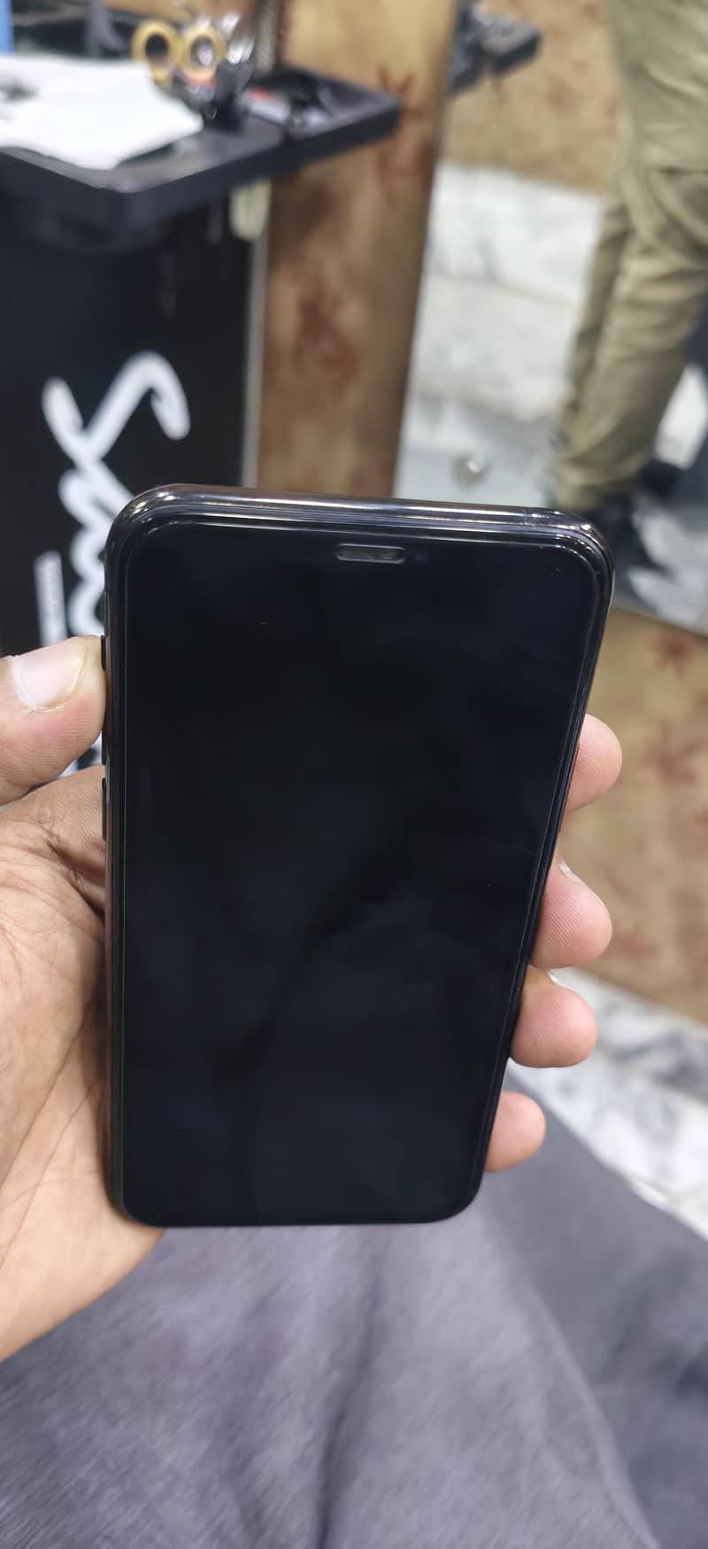 Apple iPhone 11 Pro 1