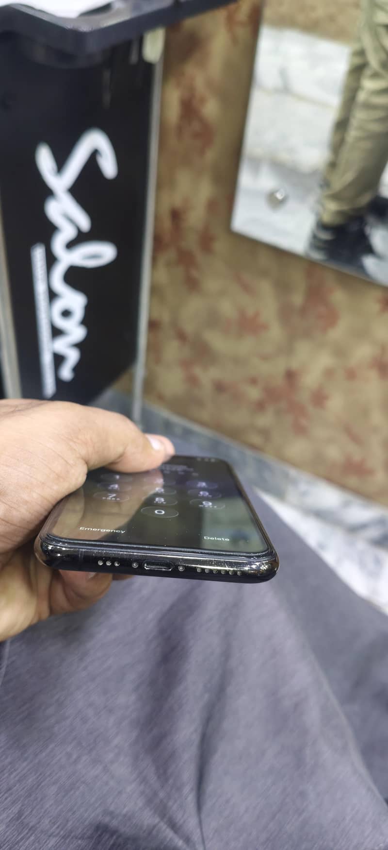 Apple iPhone 11 Pro 2
