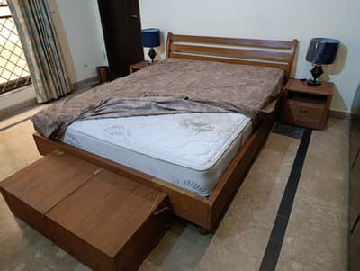 Luxury King Size Bed Set 60x78 with Spring Mattress, Side Tables
