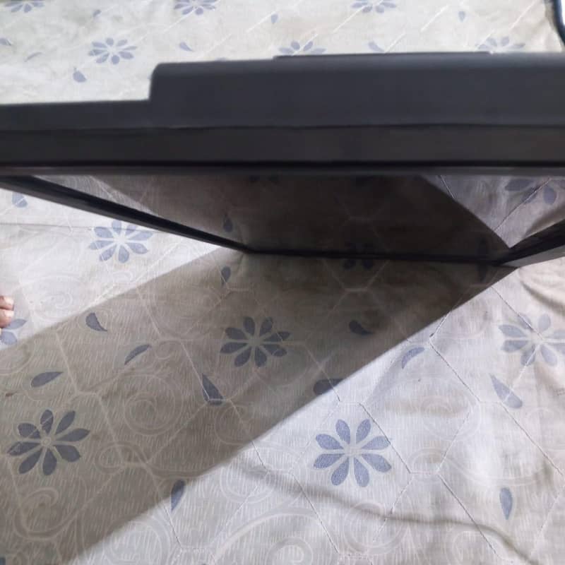 Smart LED TV 1