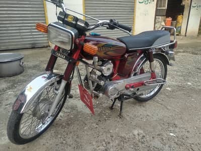 Yamaha YB Royal 100