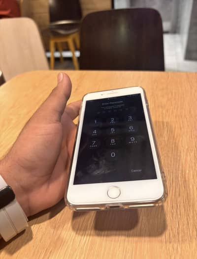Apple iPhone 8 Plus