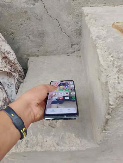OPPO F15