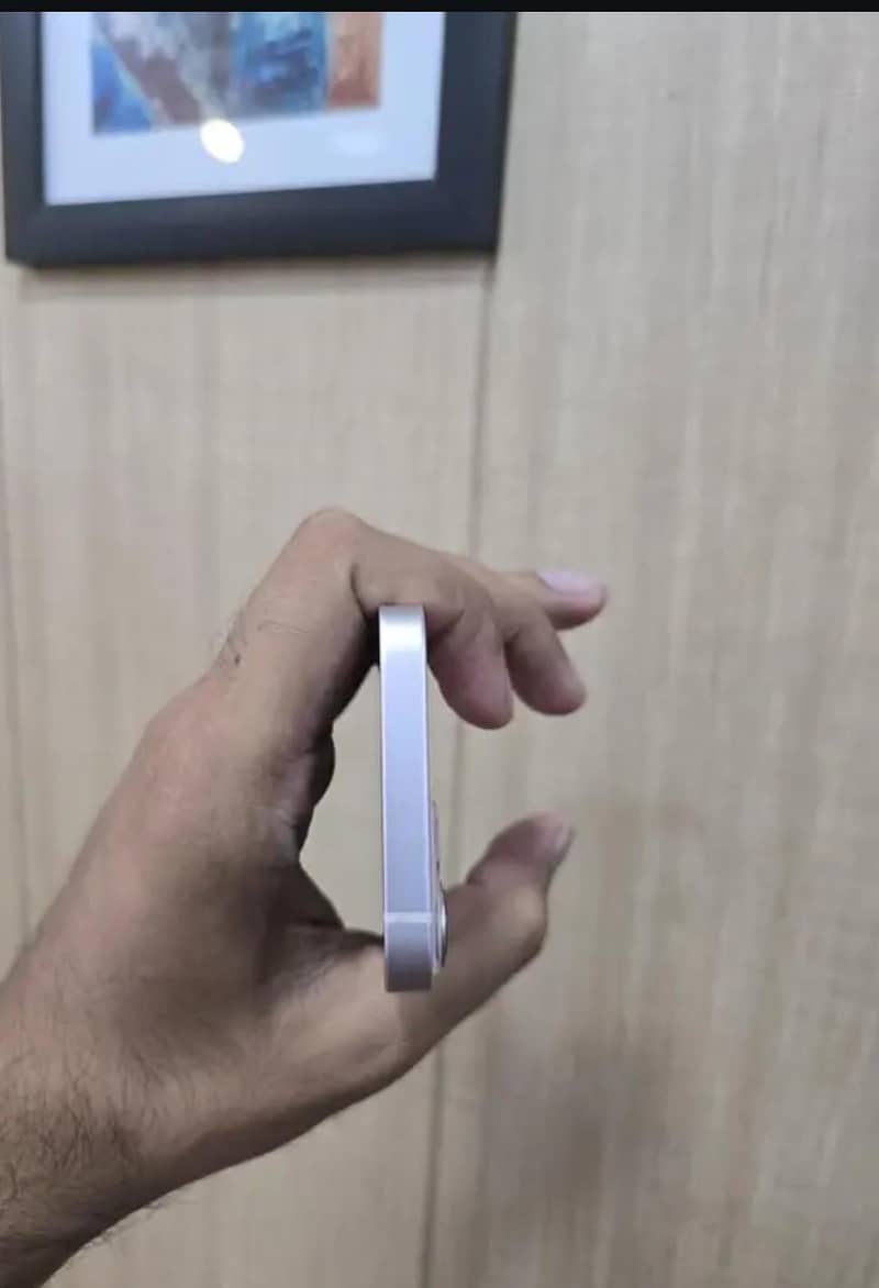 Apple iPhone 13 mini 6