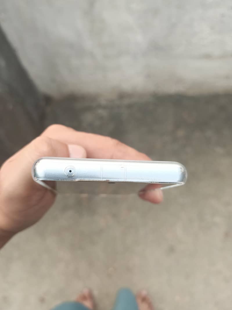 Google Pixel 7a 2