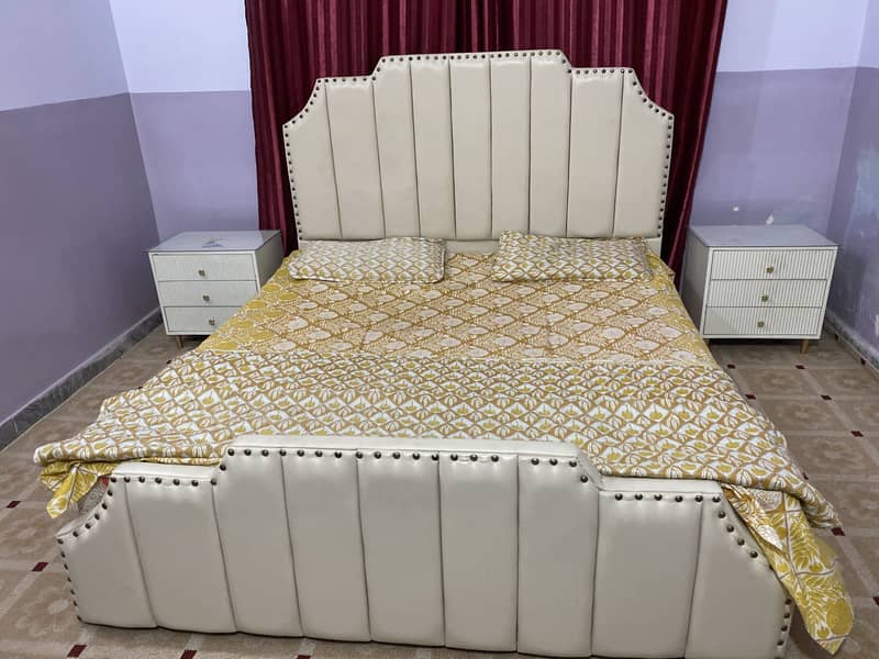 King Double Bed 4