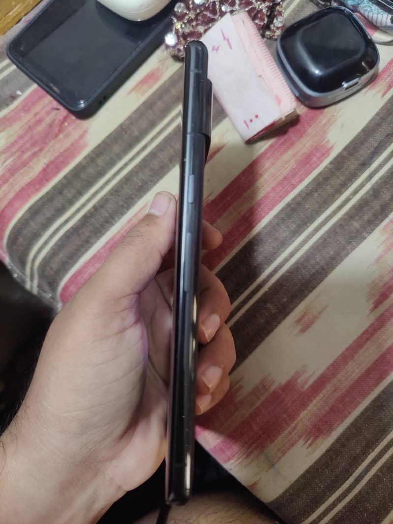 Google Pixel 7 Pro 2