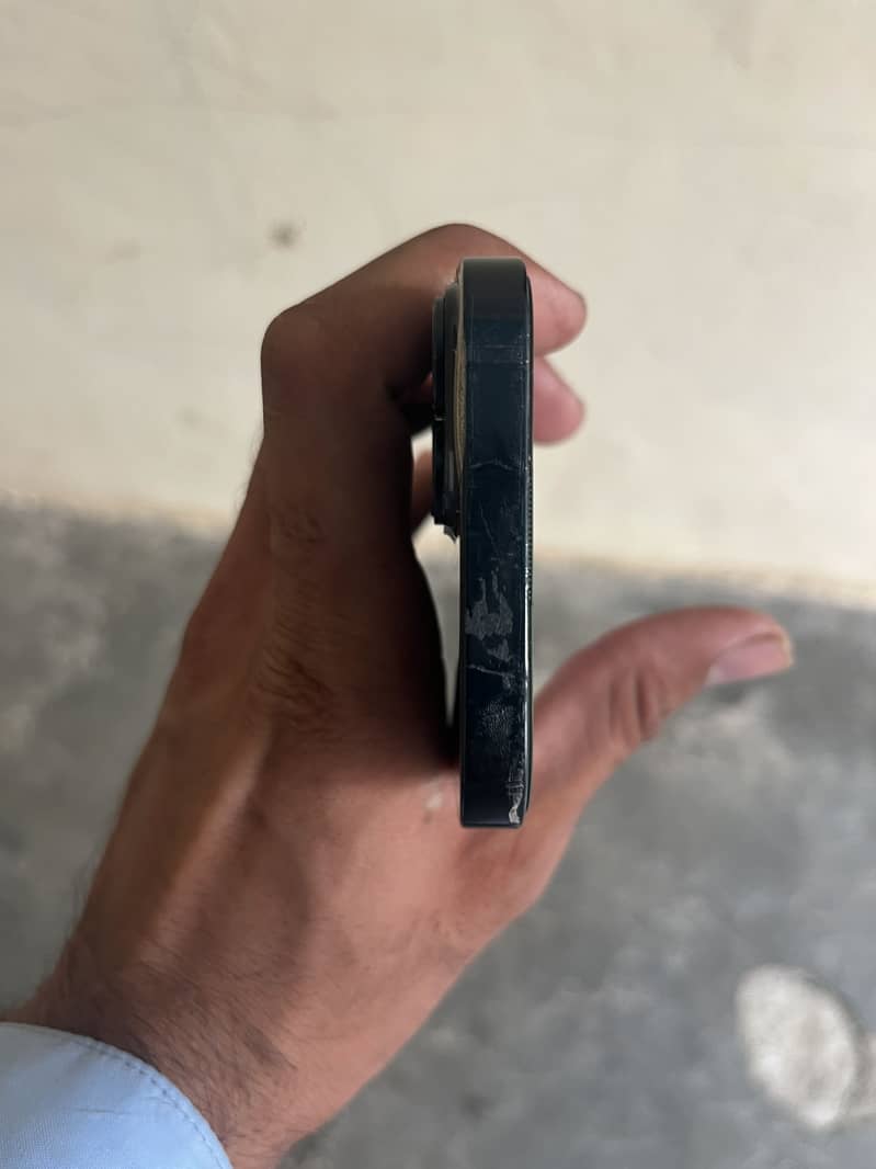 Apple iPhone 14 0