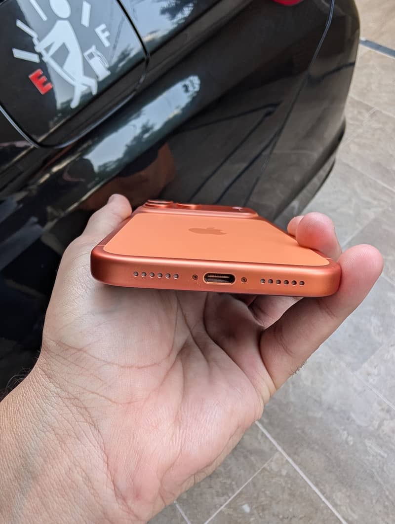 Apple iPhone 17 Pro Max 3