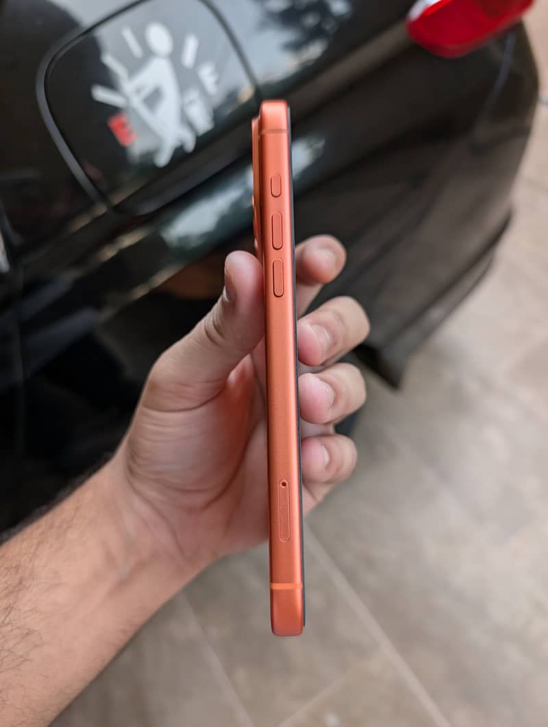 Apple iPhone 17 Pro Max 6