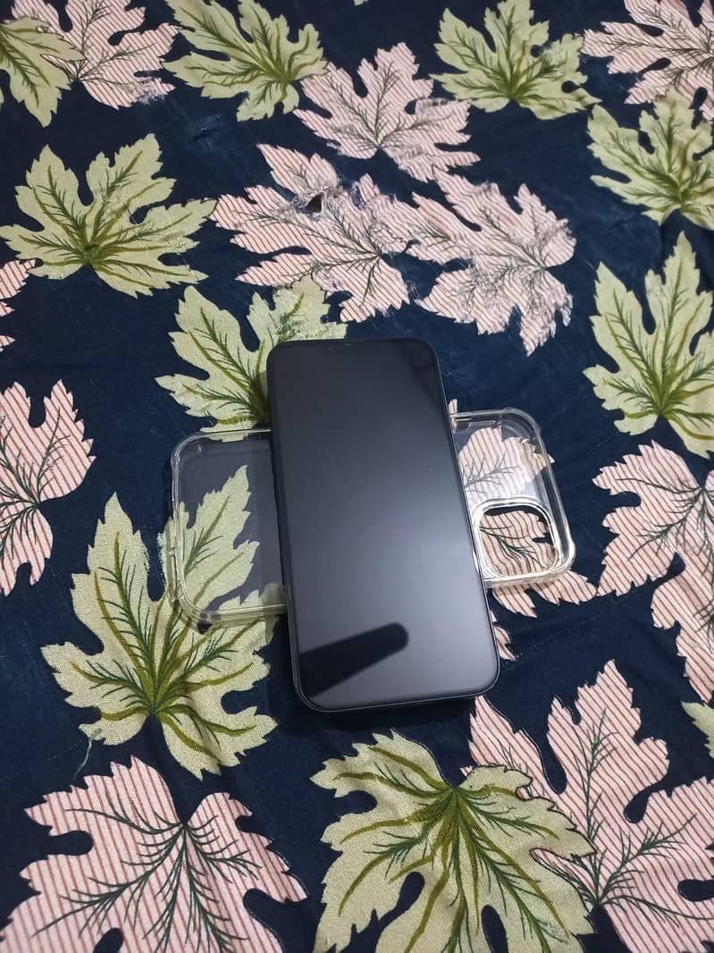 iPhone 14 plus 2
