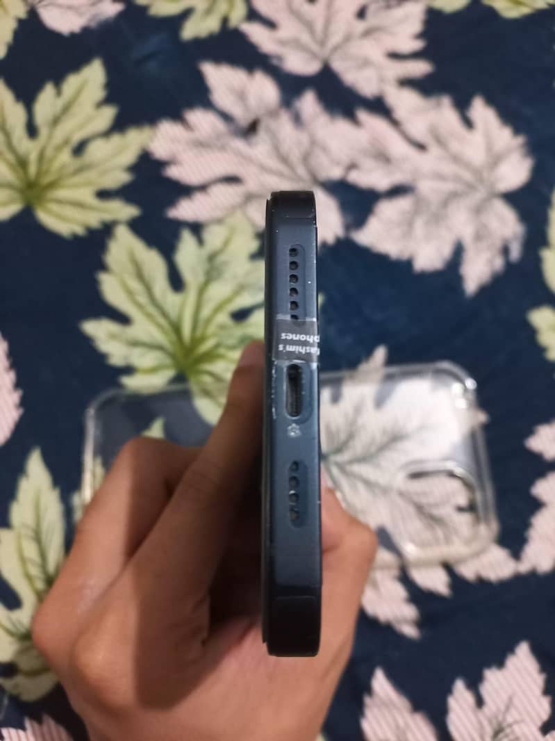 iPhone 14 plus 6