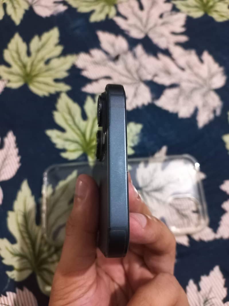 iPhone 14 plus 7