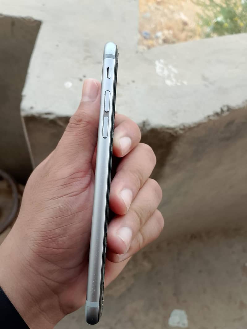 Apple iPhone 6 1