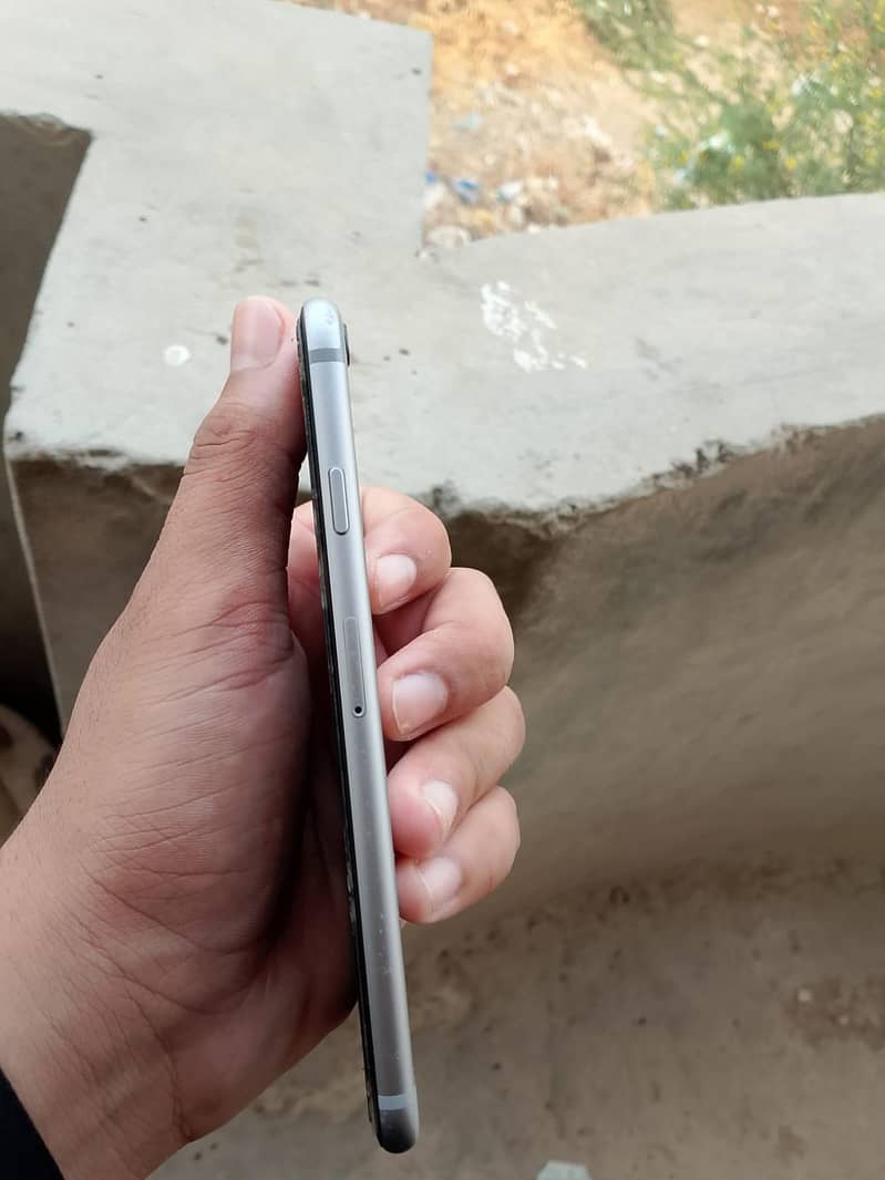 Apple iPhone 6 3
